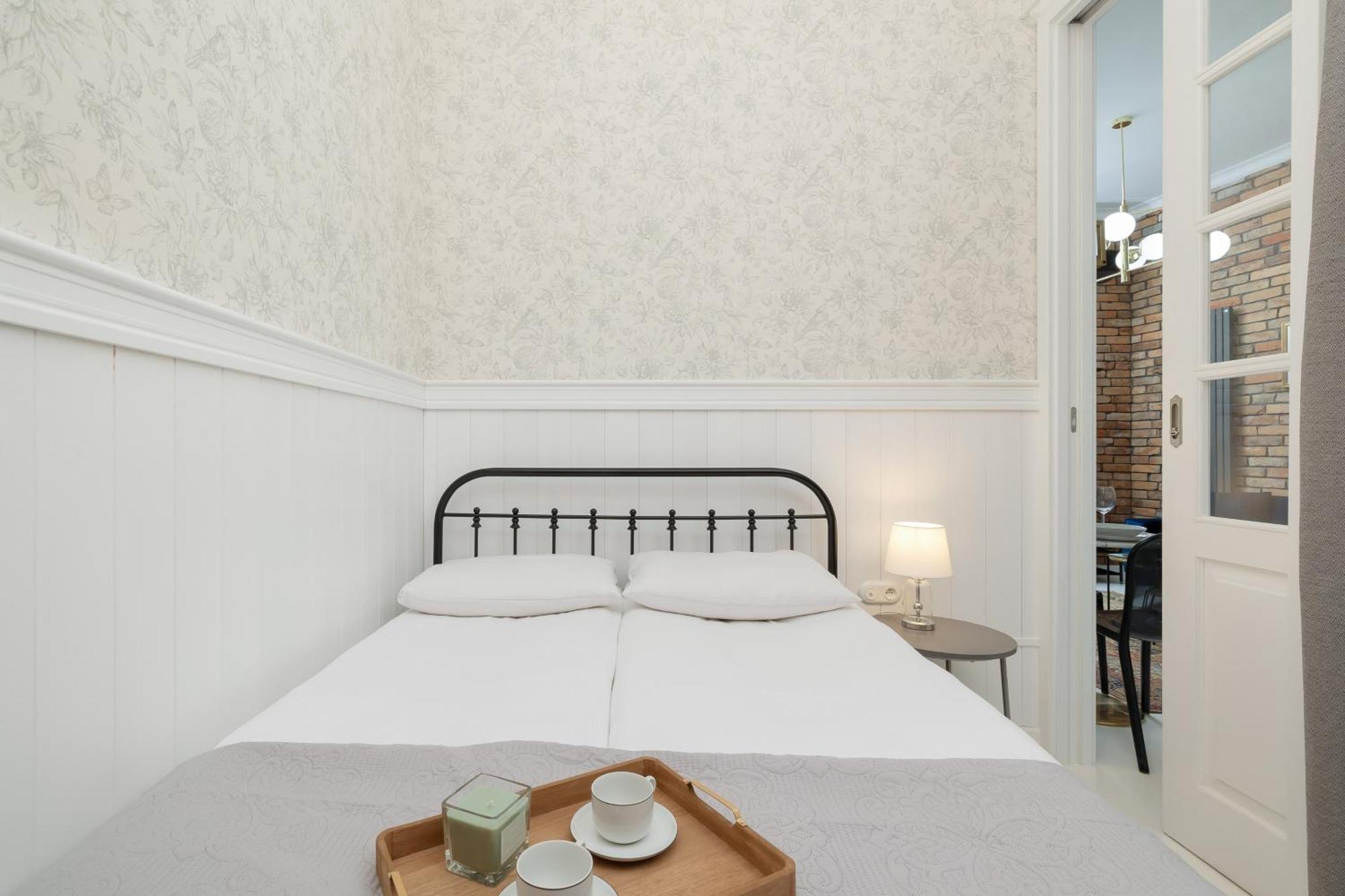 Dietla One Bedroom Apartments With Air Conditioning & Balcony By Noclegi Renters Cracovie Extérieur photo